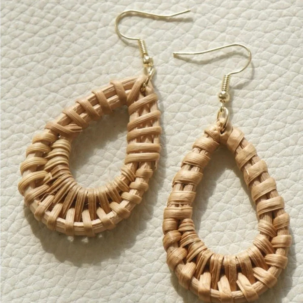 Rattan Earrings Water drop Dangle Tan Boho Style New - Picture 2 of 4
